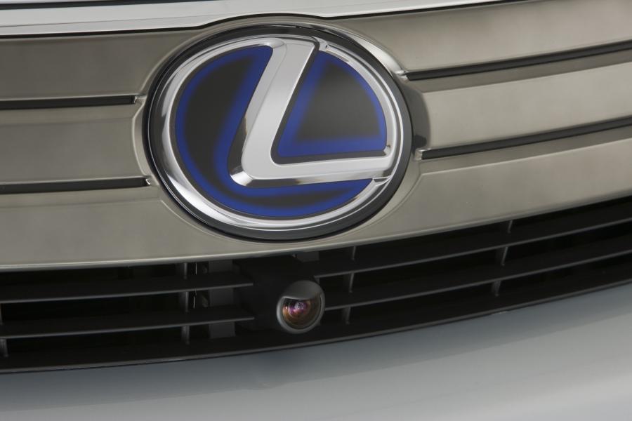  Lexus HS250h 2009 года  (фото 81 из 273)